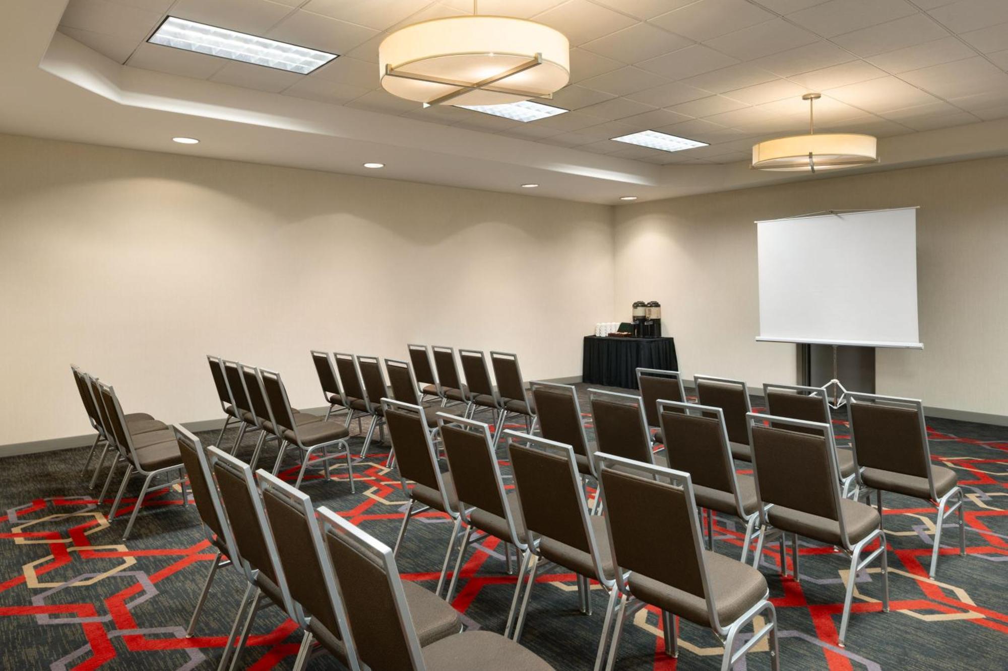 Four Points By Sheraton Edmonton South Dış mekan fotoğraf