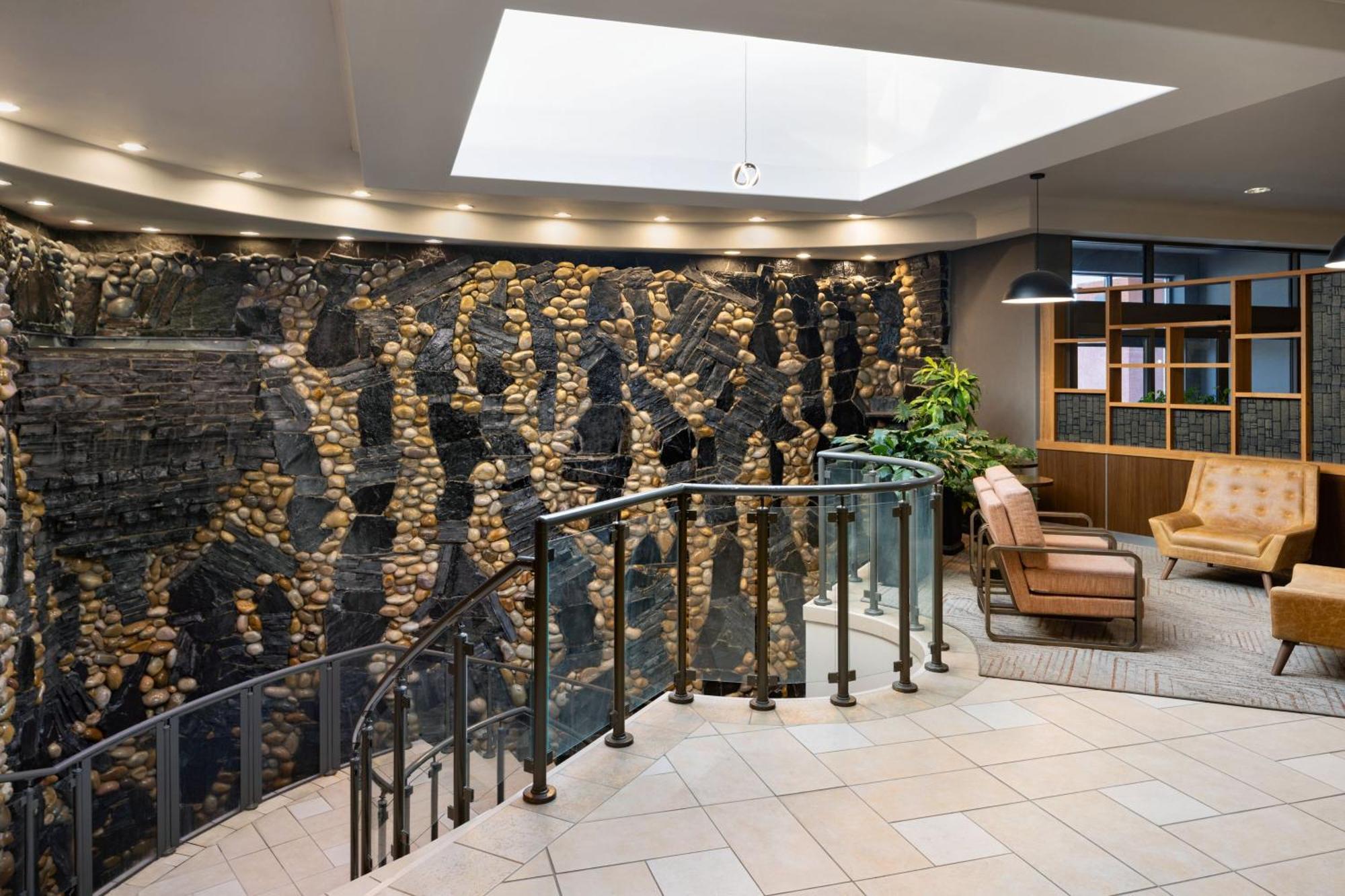 Four Points By Sheraton Edmonton South Dış mekan fotoğraf