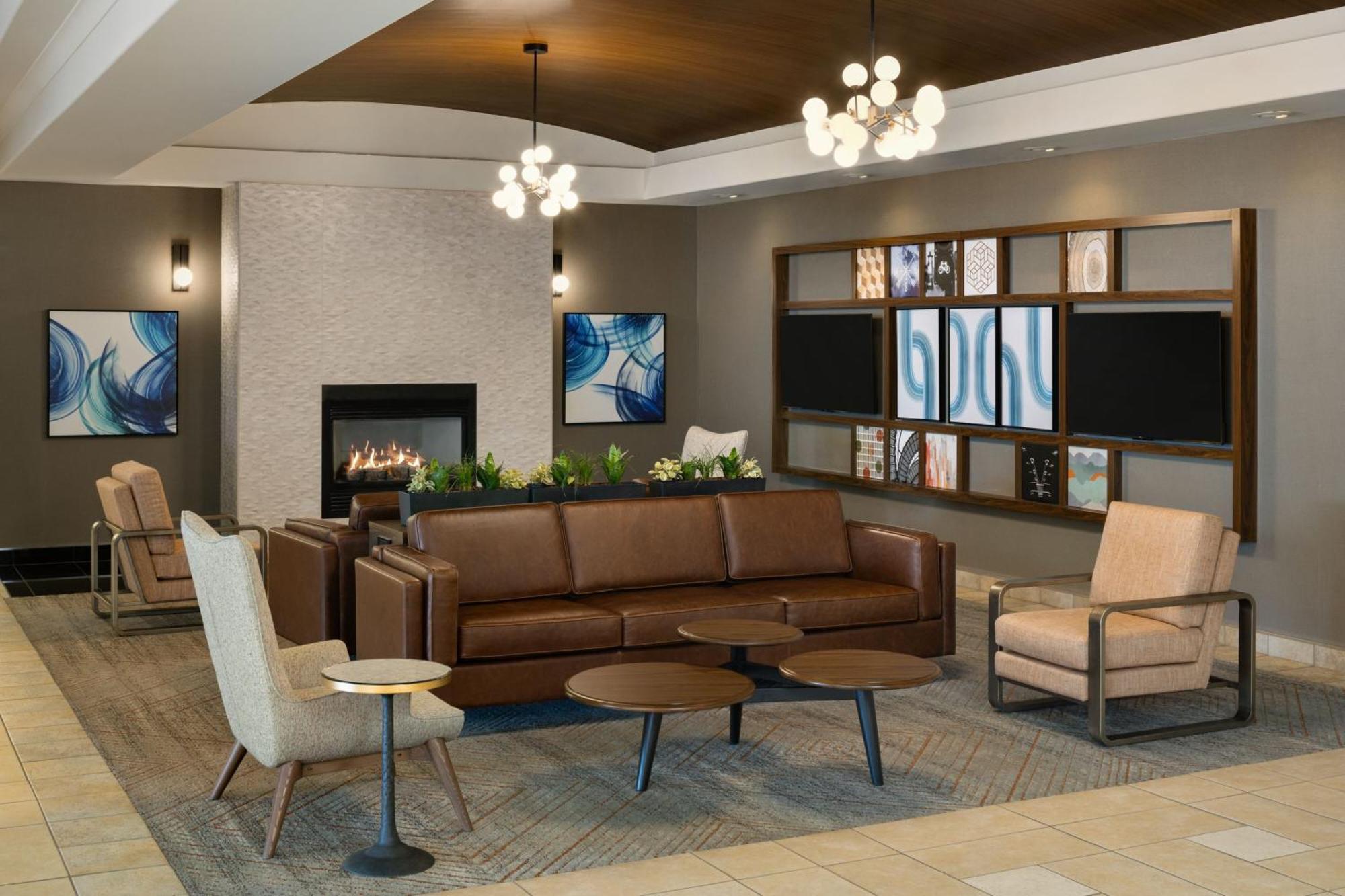 Four Points By Sheraton Edmonton South Dış mekan fotoğraf