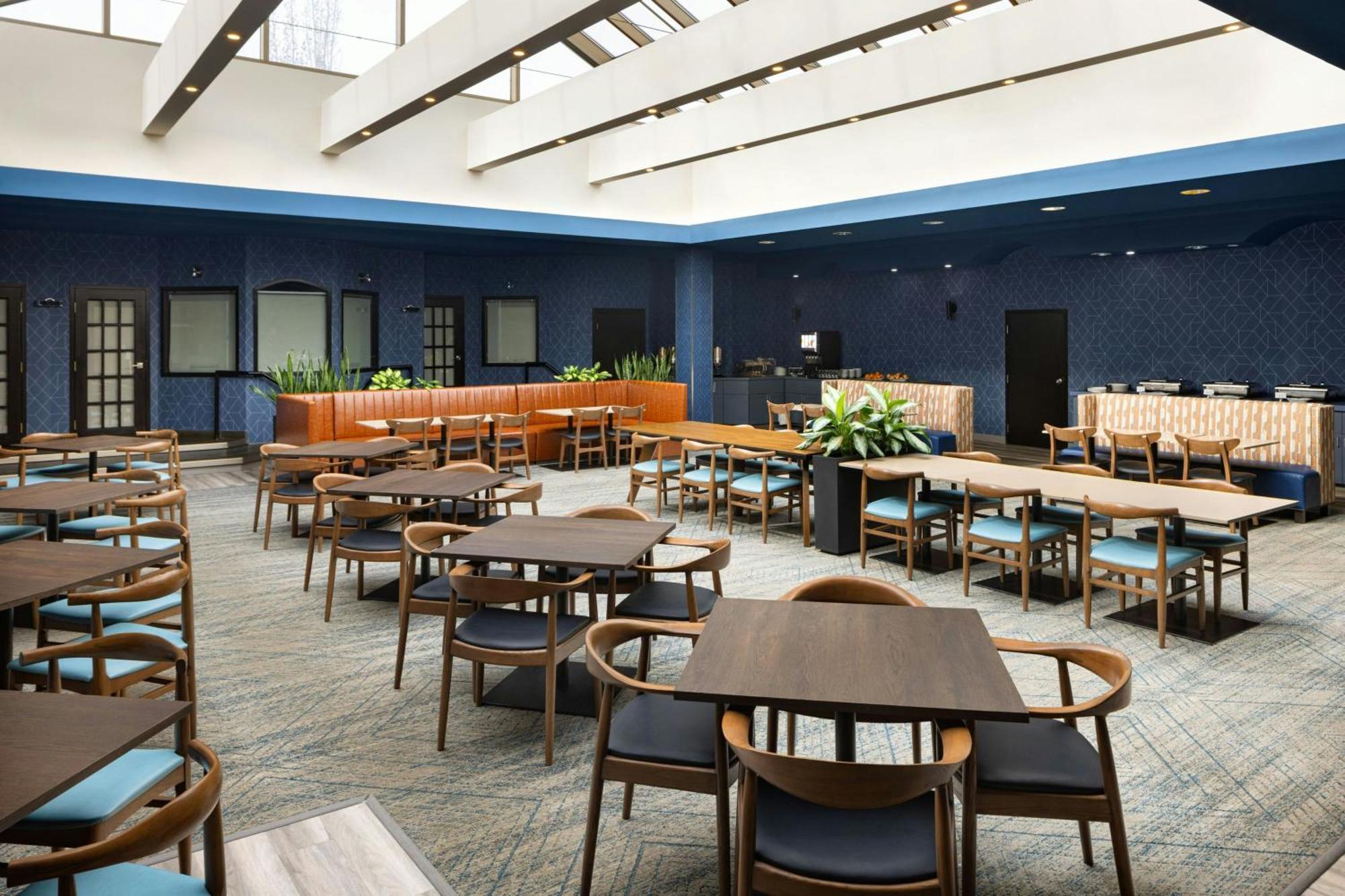 Four Points By Sheraton Edmonton South Dış mekan fotoğraf
