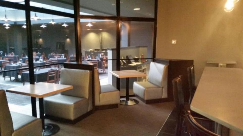 Four Points By Sheraton Edmonton South Dış mekan fotoğraf